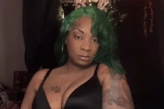 thick 6ft tall Amazon - Image 9