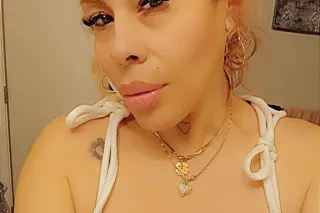 💖✨ Sweet Curves & Pretty Eyes ✨💖 - Image 5