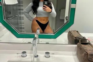 Filipina beauty 💋 Soft Body • ... - Image 3