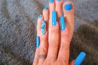 Italian Goddess voluptuous ass and tits 💦 🫣 - Image 9