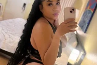 Only In Town for the Moment 😝😝... - Image 4