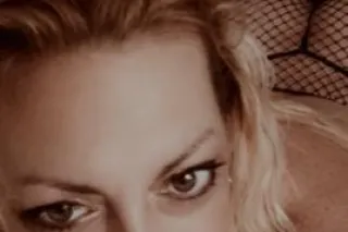 IN MICHIGAN CITY 10/5 FOR THE WKND Looking for a PAWG How bout a PAWM [Phat AssWhite Milf] instead😘 - Image 3