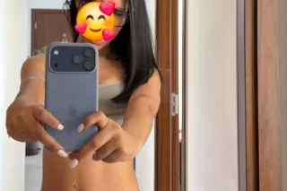 Latina Beauty Ready to See You... - Image 3