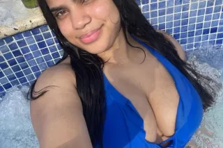 Beautiful sexy and beautiful Latin girl‍ - Image 3