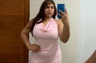 Beautiful sexy and beautiful Latin girl‍ - Image 1