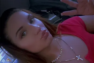 *Available around 1 pm!*Come see a baddie, pretty white gal💕 - Image 11