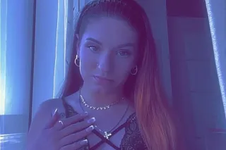 *Available around 1 pm!*Come see a baddie, pretty white gal💕 - Image 9