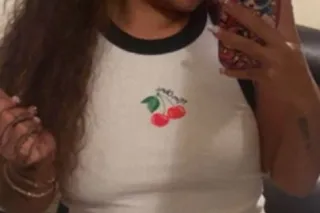 A MINI PETITE & YUMMY TREAT 🍭🍒... - Image 4