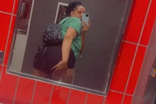 Here Until Sunday🫶🍆💦🫧🤗🎀 𝐹𝑅𝐸𝒜𝒦𝒴 𝒜𝒮𝒮 𝑅𝐸𝒟𝒟 🎀 😏6'0 тαℓℓ ѕєχу ℓιgнтѕкιηηє∂ мƒ 💃🏽😵𝐼 𝒢𝒾𝓋𝑒 𝒯𝒽𝑒 𝐵𝑒𝓈𝓉 𝐻𝑒𝒶𝒹 𝐼𝓃 𝒴 - Image 5