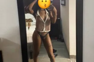 itty bitty at ur service here ... - Image 2