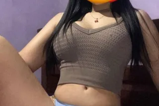 Hi, I'm NEW girl in this area.... - Image 1