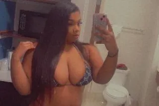 Deepthroat Queen Come See What The Hype is About😍 - Image 5