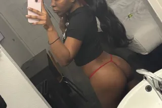 LAST DAY IN TOWN!! QV SPECIAL!... - Image 1