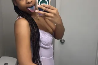 ~Qv special weekend hmu ~ - Image 6