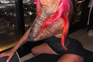 your fav snow bunny❄🤍 •outcall... - Image 4