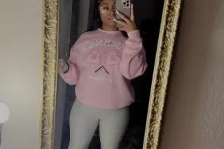 New girl available just arrived 🥹🤤 - Image 1