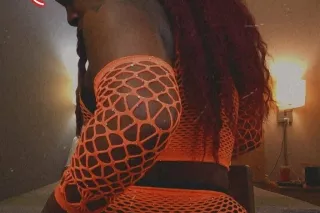 💦Slim Thick & Slippery When WE... - Image 2