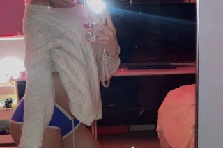 lets play 💦😍 - Image 9