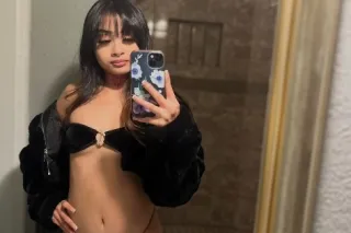 CONTENT & FACETIME SHOWS AVAIL... - Image 1