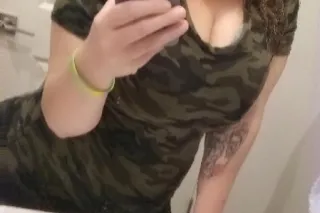 I have a ocean so I hope you k... - Image 2