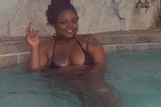 incalls available - 28 - Image 2