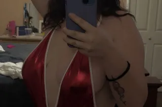 valentine's Day sale content in FaceTime out calls only - Image 2