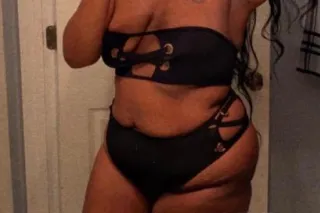 Shes cute but im THICKER 😏 - 2... - Image 2