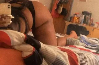 Shes cute but im THICKER 😏 - 2... - Image 1