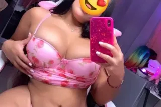 Sexy girl available 24 hours 🌼... - Image 1