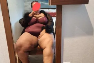 young chocolate bbw🍫💦💦🍑 - Image 5