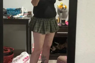 Again. Guys. ill have a sitter for my mom all today so if you want to arrange a meeting let me knownothing is off the menue now come lets playgot a new phone call me ot text allowing going down on me - Image 5