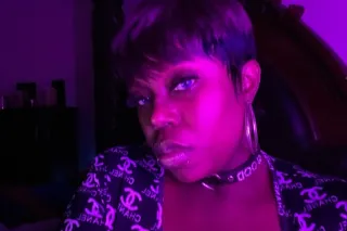 Head Doctor is in taking calls - Image 7