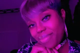 Head Doctor is in taking calls - Image 8