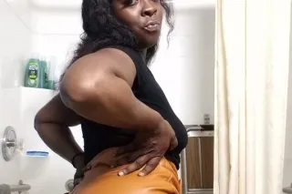 soaking wet💦clean chocolate 🍫 ... - Image 2