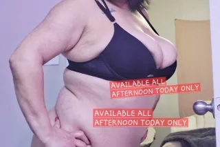 ***BBBJ, ASS, CONTENT,VIDEO CHATS BIG TITS** - Image 2