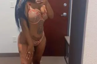 Qk Specials 💦💦🍑 CUM & PLAY🍭🍫🍰 ... - Image 3