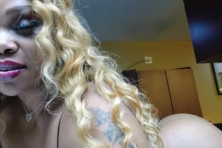 💋 Your Beautiful Addiction 💉 t... - Image 2