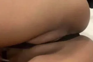 🌈 💦Pretty petite ✨KISSING 🏆ama... - Image 1