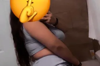 Lets have us some fun babe 🌊SE... - Image 3