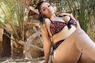 Mixed Beauty🦋🦋42DDDs🦋🦋Greek go... - Image 4