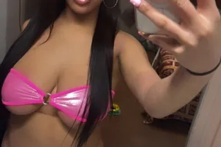 Ready for the TeannaJ experien... - Image 3