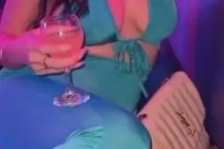 latina babii ready to meet you!! - Image 5