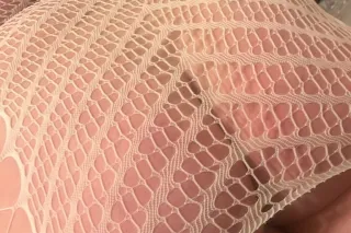 Horny Playmate Awaits 💖 - Image 6