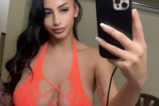 Sexy New Young Latina 💦 - 23 - Image 1