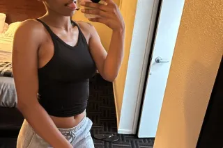 HI BABY 💕 SEXY GIRL AVAILABLE ... - Image 2