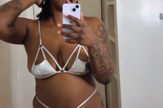 Outcall Available 😘 - 28 - Image 4