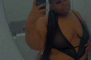 come have some fun💦🥰📿slipperyy when wet😌😛avaible now❗🔥BBW🍑😛 - Image 5