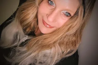 Fun Girl Nextdoor. Looking for... - Image 3