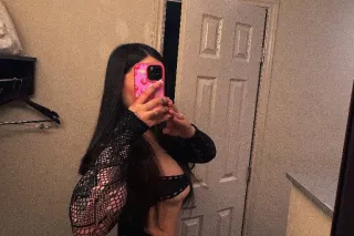 In + Out Special 😽💧+ FT Shows ... - Image 4