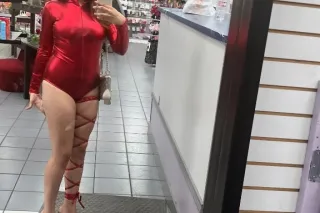 New In Town 💦 Lets Play ☺ - 22 - Image 4